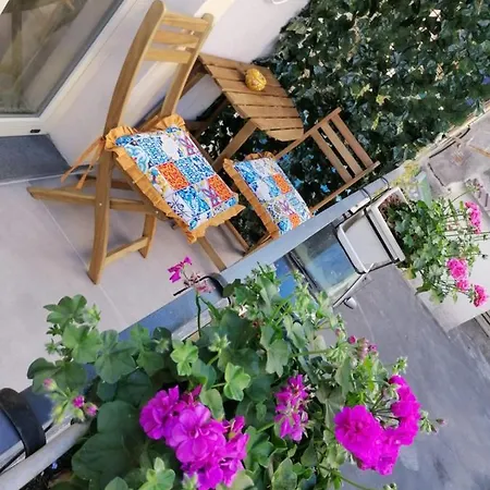 La Casa Di Orlando Apartment *